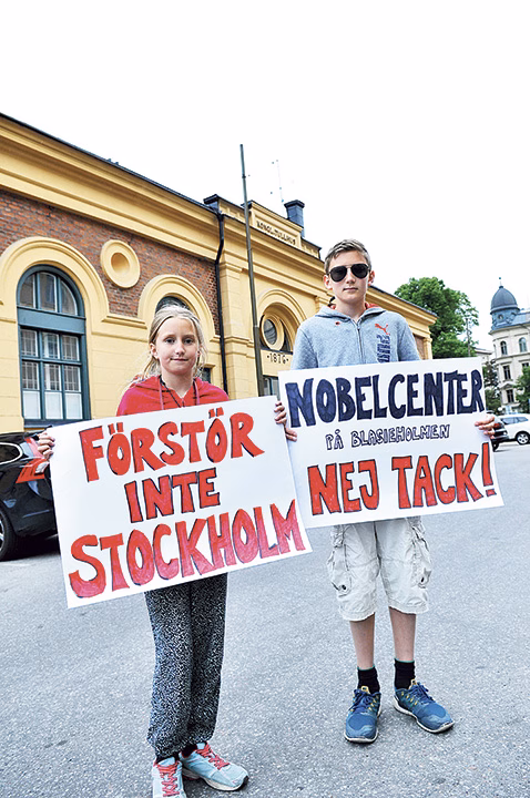 Protester mot planer på Nobelcenter