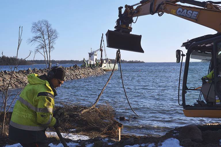 Trängseln i Bromskärs hamn byggs bort