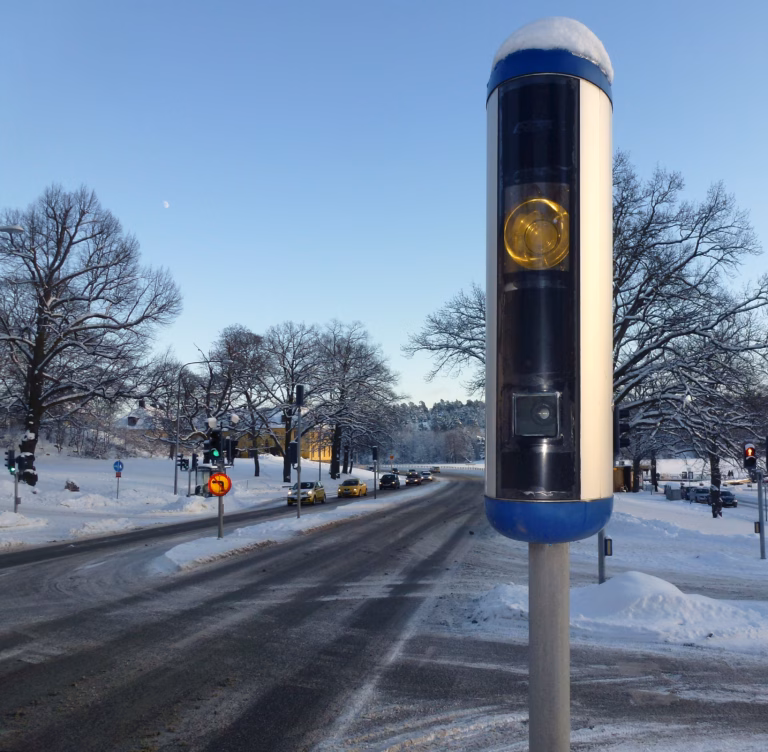 Stoppa fartsyndare på Dalarövägen