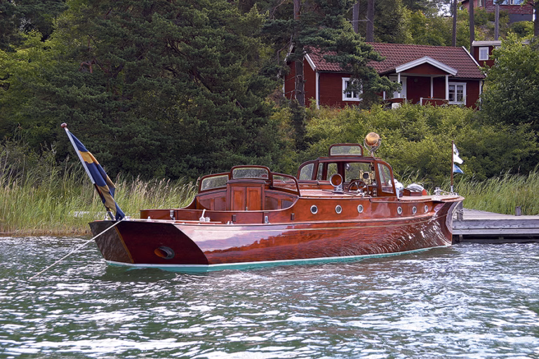 Legendarisk yacht till båtmässan