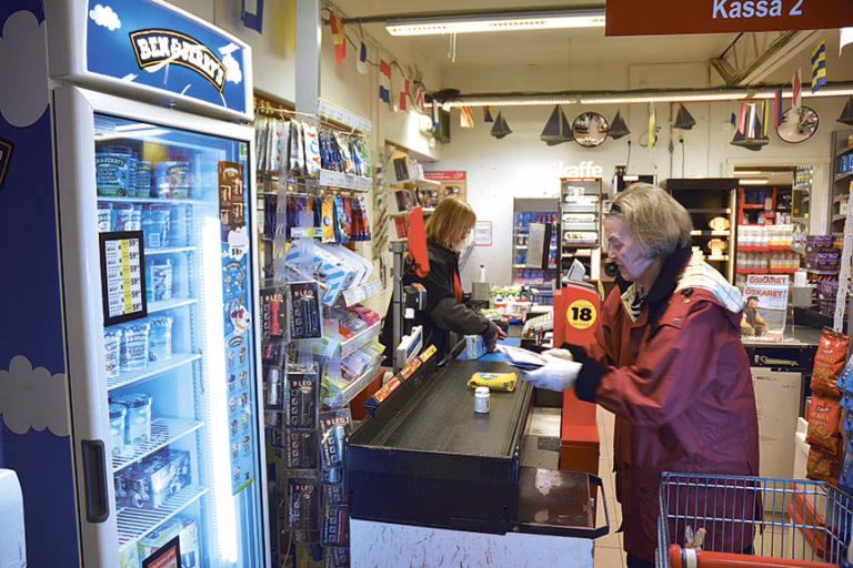 Mycket pengar kvar att söka för glesbygdsbutiker