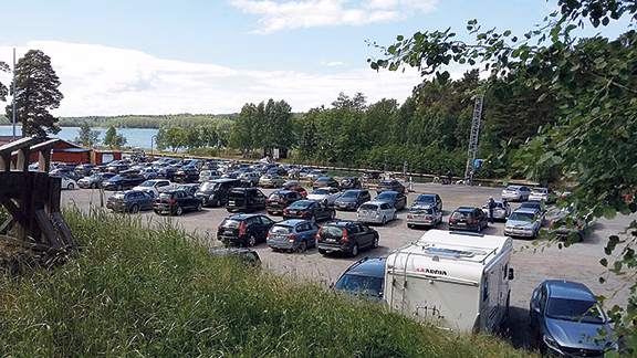 Fortsatt kritik trots fler parkeringar på Dalarö