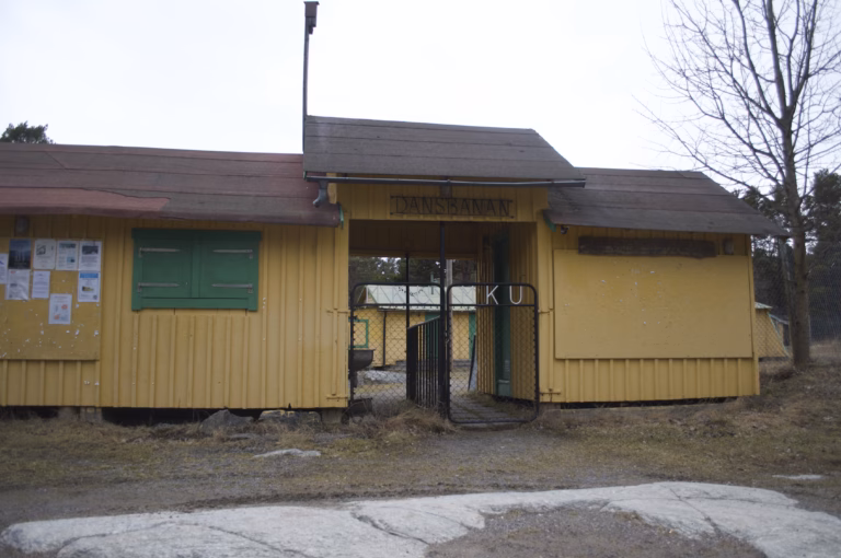 Nu rullar filmerna åter på Möja