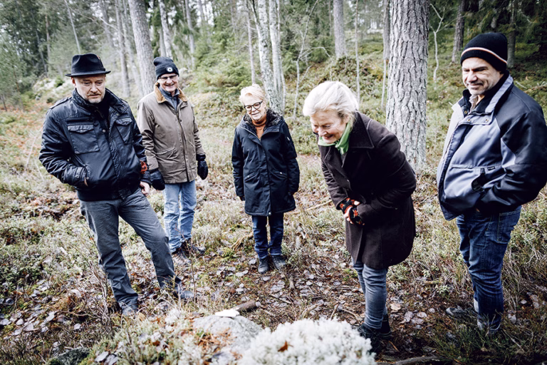 Konstrunda i det fria