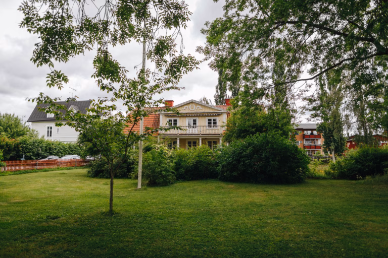 Vaxholms stad vill köpa Prästgården